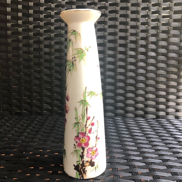 Beautiful vase - Picture 4 of 8